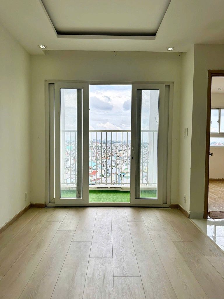 Căn hộ chung cư Phú Thạnh, Nguyễn Sơn, 110m² giá 10 triệu - Sẵn sàng vào ở ngay!