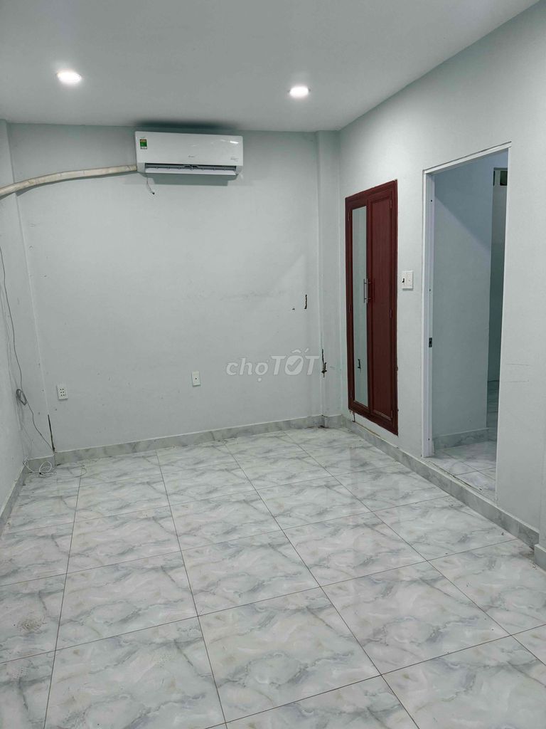 Phòng riêng 30m² tại Quận 10 chỉ 3 triệu - Dành cho Nữ ưu tiên NVVP, HSSV!