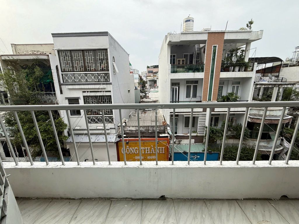 Căn hộ Chung cư Miếu Nổi Bình Thạnh 60m² giá 7.5 triệu - Không gian thoáng mát, view sông Thị Nghè!