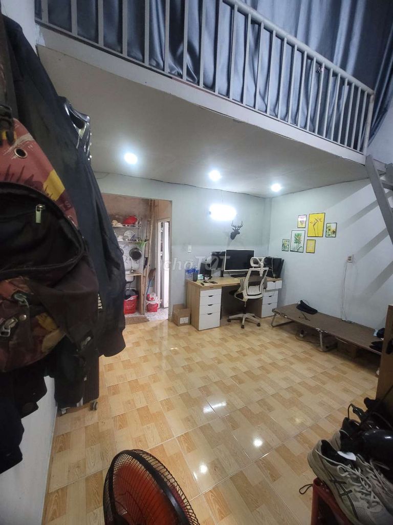 Phòng trọ 32m² tại hẻm 101 Thạnh Lộc 15, Quận 12 - An ninh, yên tĩnh, giờ giấc tự do!