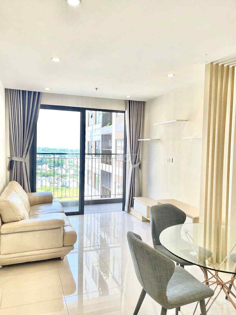 Căn hộ Vinhomes quận 9 67m² giá chỉ 6.5 triệu - Full nội thất, sẵn sàng ở ngay!
