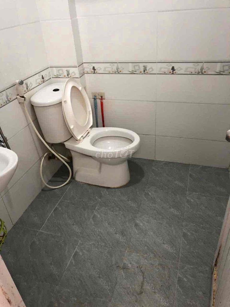 Nhà cho thuê Thạnh Lộc 15, Quận 12 - Diện tích 60m², giá chỉ 5.5 triệu!