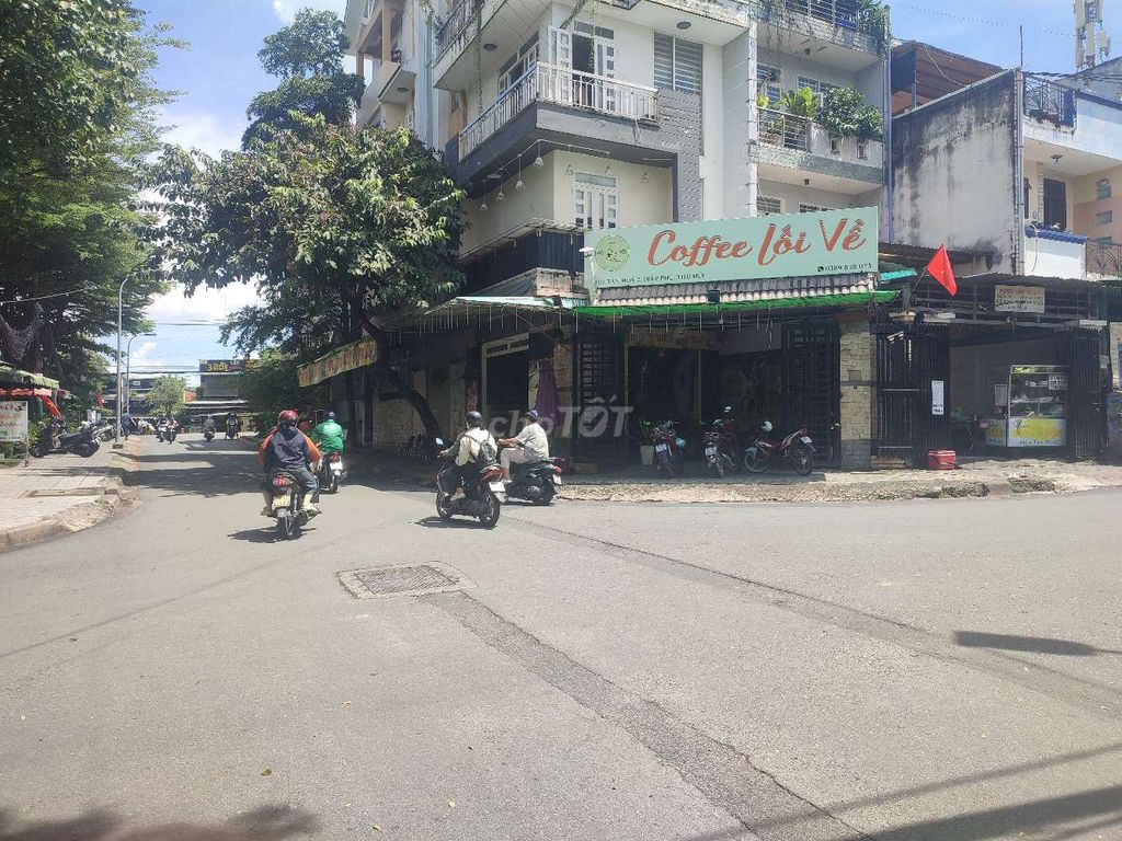 Sang nhượng quán cafe góc 2 mặt tiền tại Hiệp Phú, Thủ Đức - Giá chỉ 30 triệu!