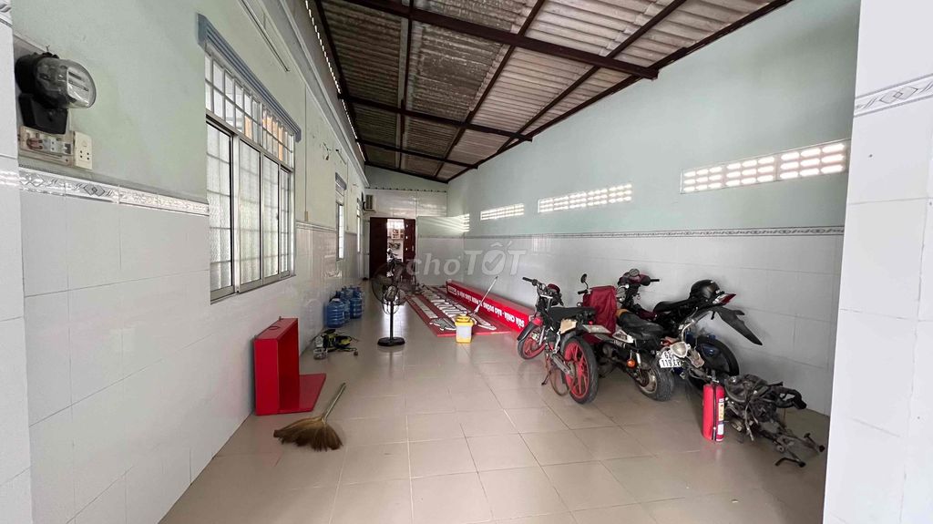 Nhà nguyên căn cho thuê tại 23 Nguyễn Văn Tiếp, Tân An 75m² - Vị trí đắc địa kinh doanh!