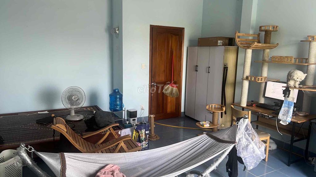 Phòng cho thuê 30m² đường A3, Quận 12 - Ban công thoáng mát, nuôi thú cưng