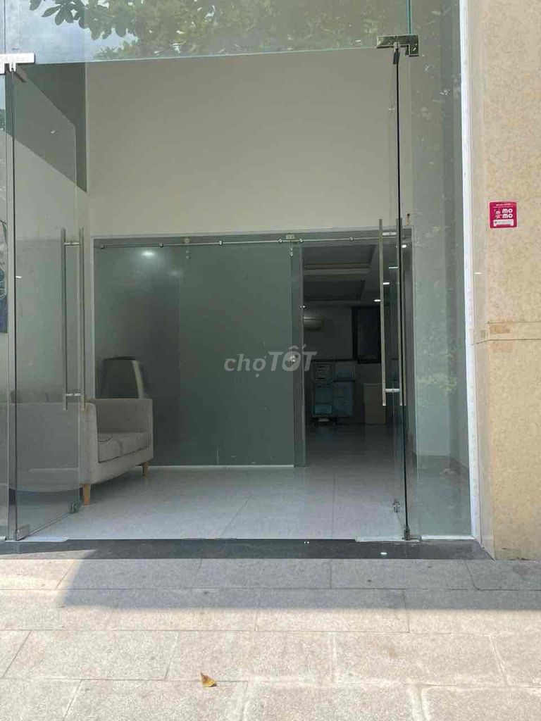 Mặt bằng kinh doanh cho thuê tại Tân Thuận Đông, Quận 7 - Phù hợp làm nails, văn phòng