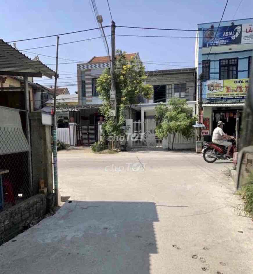 Đất rộng 700m² Điện Bàn cho thuê dài hạn hoặc bán - Khu dân cư đông đúc!