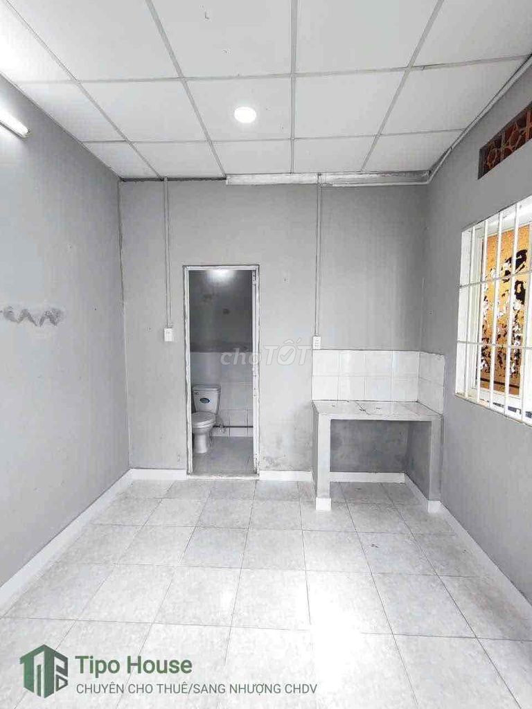 Phòng trọ Gò Vấp 28m² giá 2.6 triệu - Rộng rãi thoáng mát, vị trí thuận lợi!