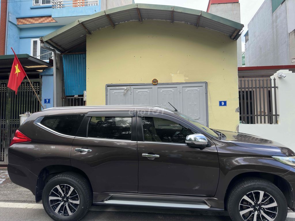 Nhà cho thuê tại Thạch Bàn, 100m² giá chỉ 7 triệu - Phù hợp làm văn phòng và kho xưởng!