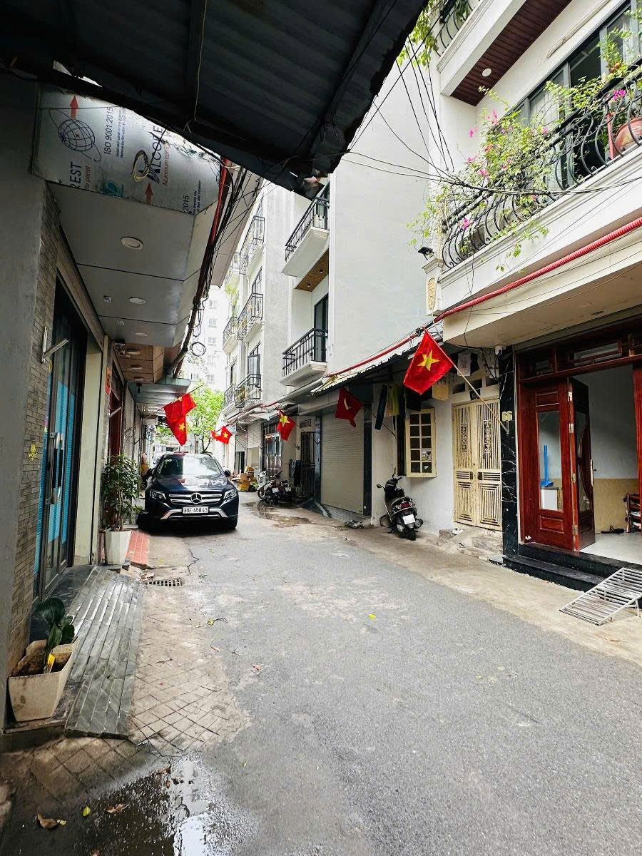 Bán nhà Phố Trần Đại Nghĩa, Hai Bà Trưng 44m² giá 12.5 tỷ - Ô tô vào nhà, mặt ngõ thông kinh doanh!