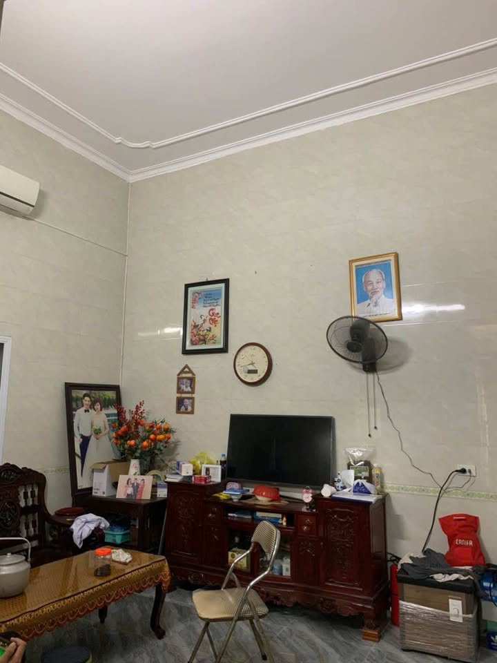 Nhà 2 tầng đường Nguyễn Quốc Trị, phường Hưng Phúc, 72m² giá 4 tỷ - Hướng Tây Bắc thoáng mát!