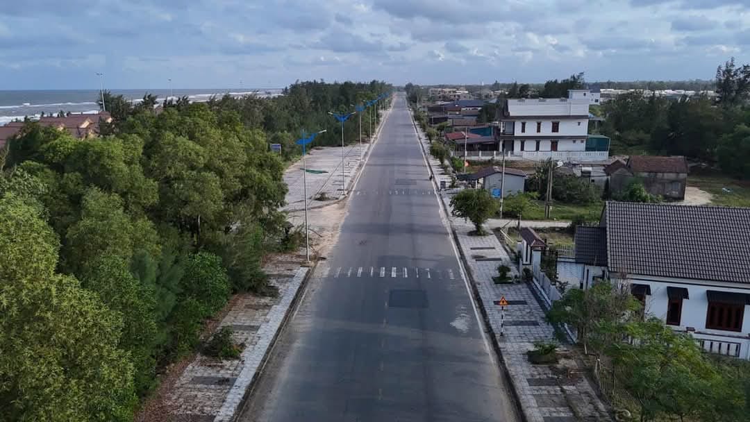 Đất nền mặt tiền đường Quốc Phòng, Gio Hải 608m² giá chỉ 200 triệu/mét ngang - Cơ hội đầu tư tuyệt vời!