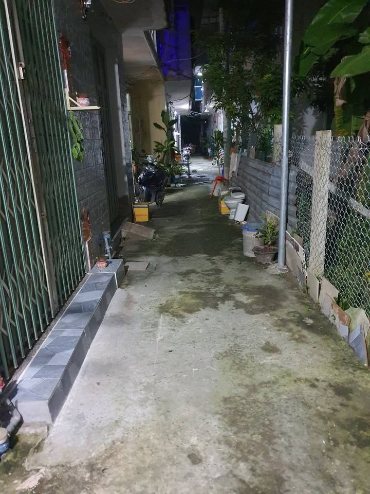 Nhà bán hẻm ô tô đường Mười Ghe, Long Thượng, Cần Giuộc 22m² - Giá chỉ 520 triệu!