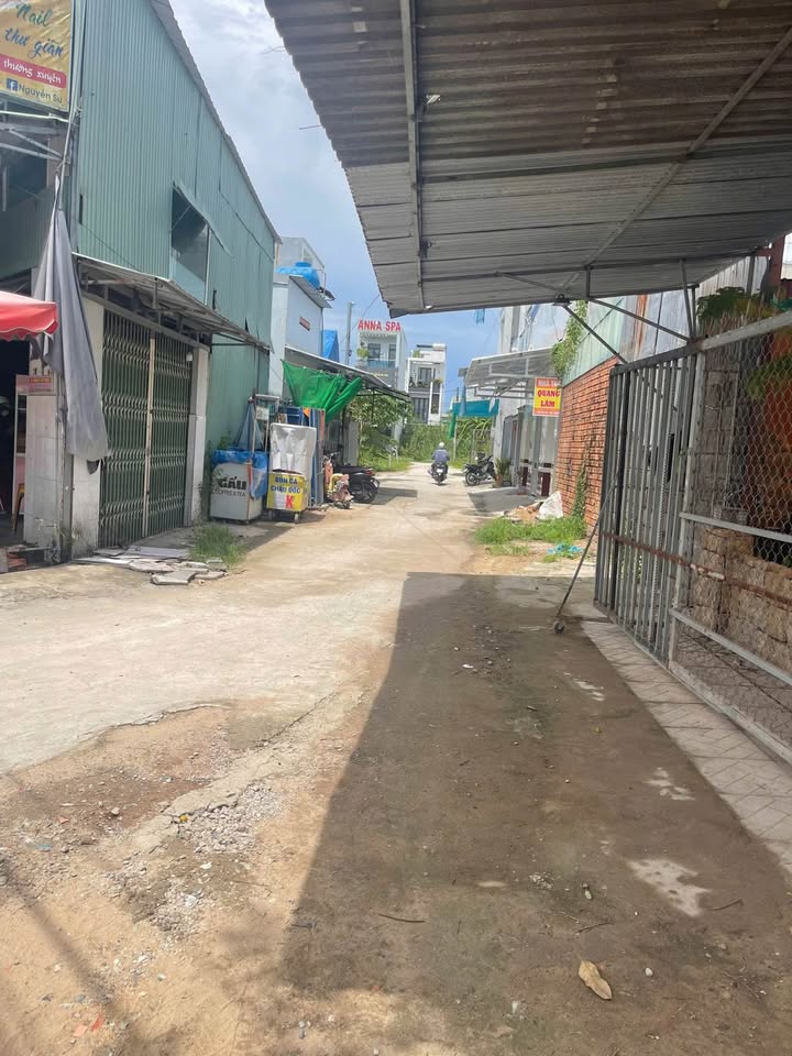 Đất nền 2 mặt tiền tại khu Xẻo Chanh, An Giang - Giá chỉ 1.35 tỷ!