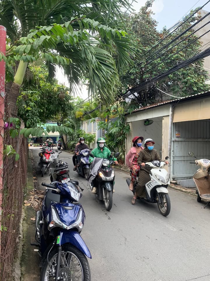 Cho thuê ki-ốt Hẻm 130 Lê Đình Cẩn, Bình Tân 20m² - Kinh doanh nhỏ lẻ lý tưởng!