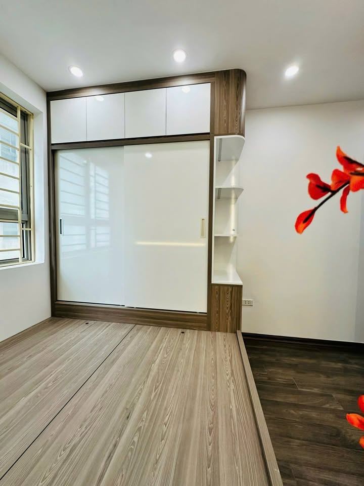 Căn hộ HH2C Linh Đàm 56m² giá 2.8 tỷ - Căn góc đẹp, đầy đủ nội thất!