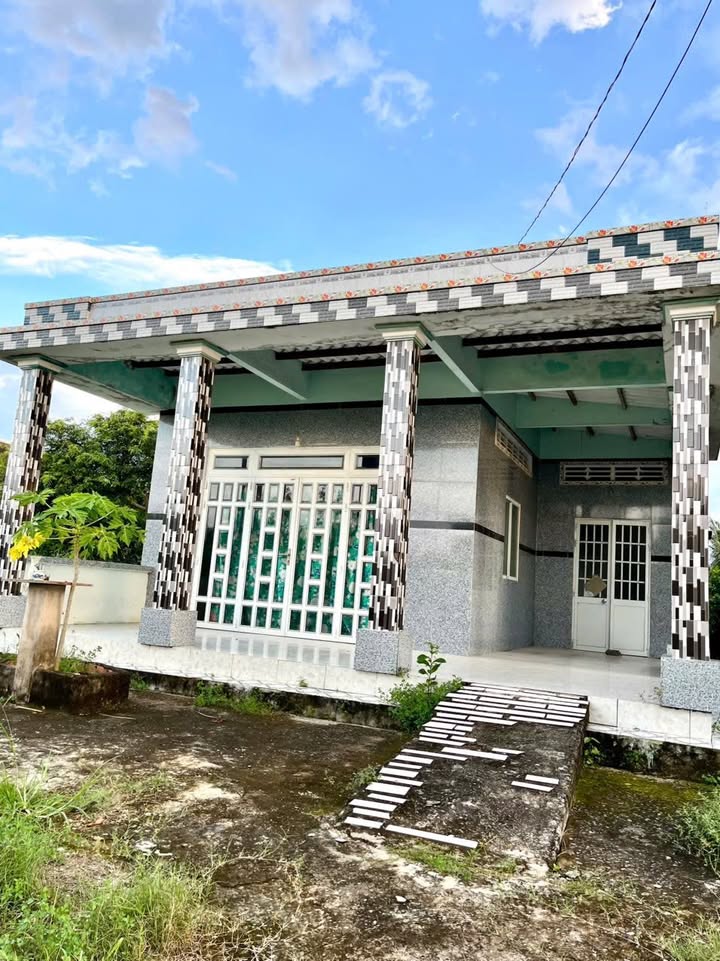 Đất Farm 1700m² Tại Tân Trung, Gò Công - Giá Chỉ 700 Triệu, Tặng Kèm 2 Căn Nhà!