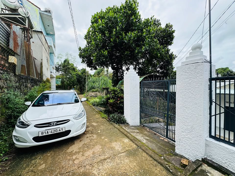 Nhà cấp 4 hẻm ô tô Thống Nhất 81m² giá 899 triệu - Sẵn sàng vào ở!