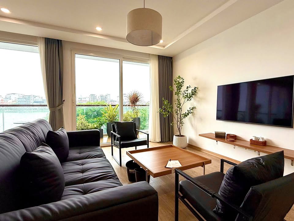 Căn hộ 2 phòng ngủ Quảng An Tây Hồ 90m² - View Hồ Tây tuyệt đẹp
