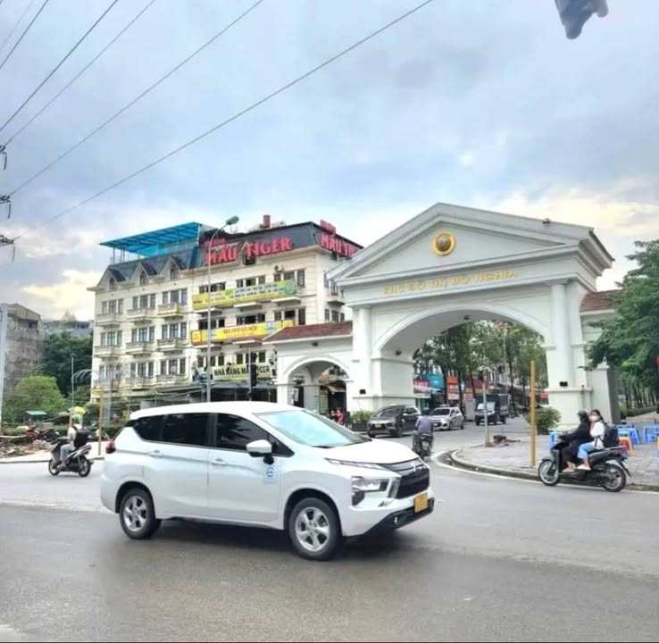 Nhà đẹp Yên Nghĩa 31m² giá 3.76 tỷ - Taxi đỗ cửa, giao thông thuận tiện!