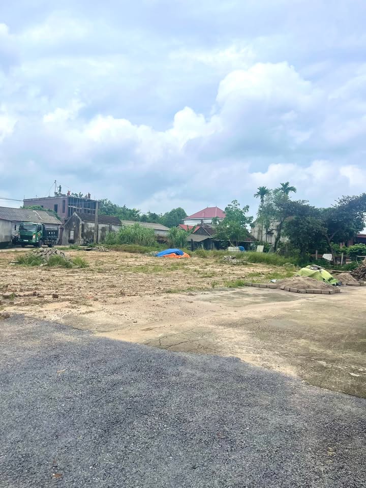 Đất nền 100m² Hùng Sơn, Hiệp Hoà, Bắc Giang giá 700 triệu - Sổ đỏ chính chủ!