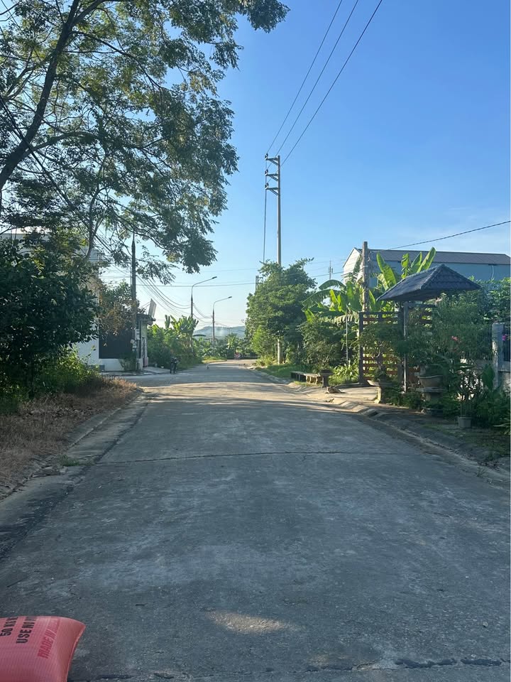 Đất phân lô Tràng Đà Tuyên Quang 100m² giá chỉ 1,2 tỷ - Vị trí đẹp, đầu tư sinh lời!