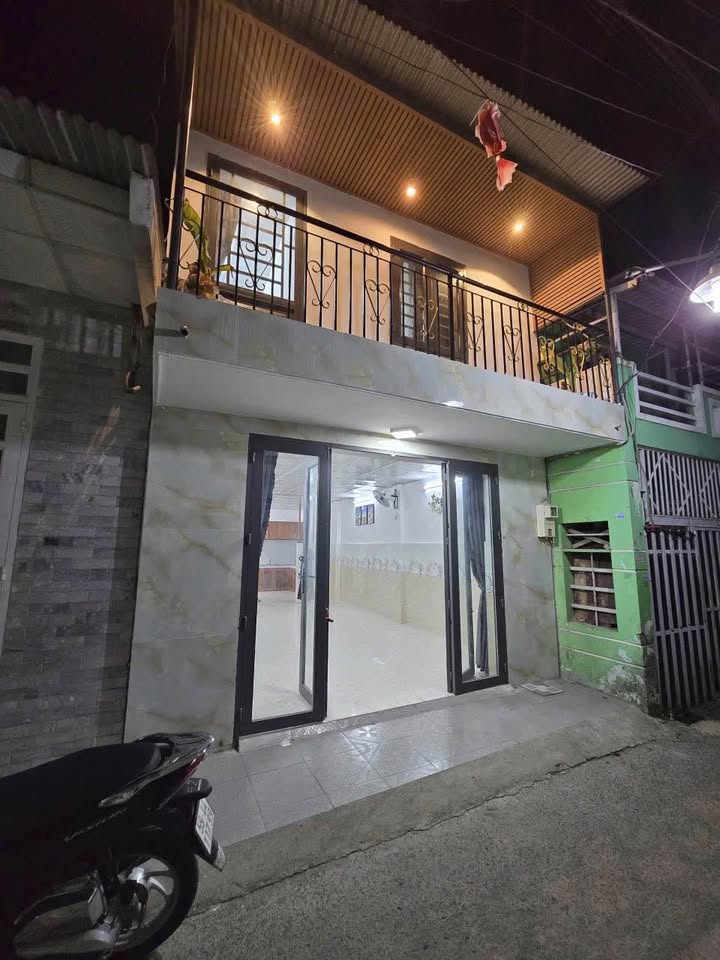 Nhà cho thuê Hóc Môn 54m² giá 6 triệu - Không gian thoáng đãng, tiện nghi đầy đủ!