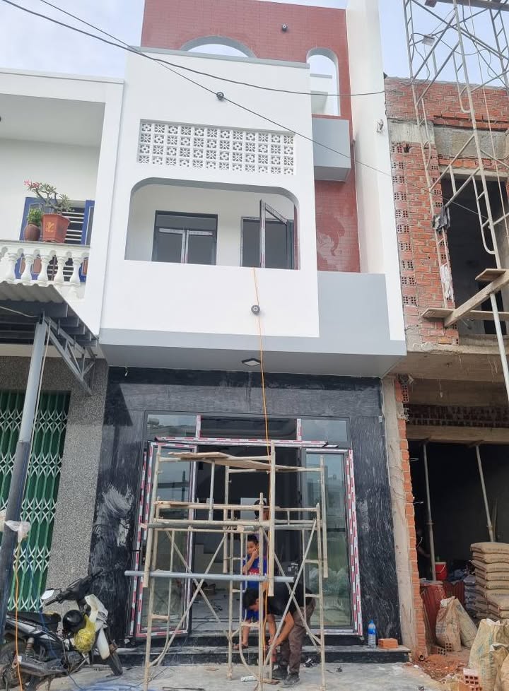 Nhà 3 tầng mặt đường 12m khu vực công viên KV6 Nhơn Bình - Sổ hồng trao tay!