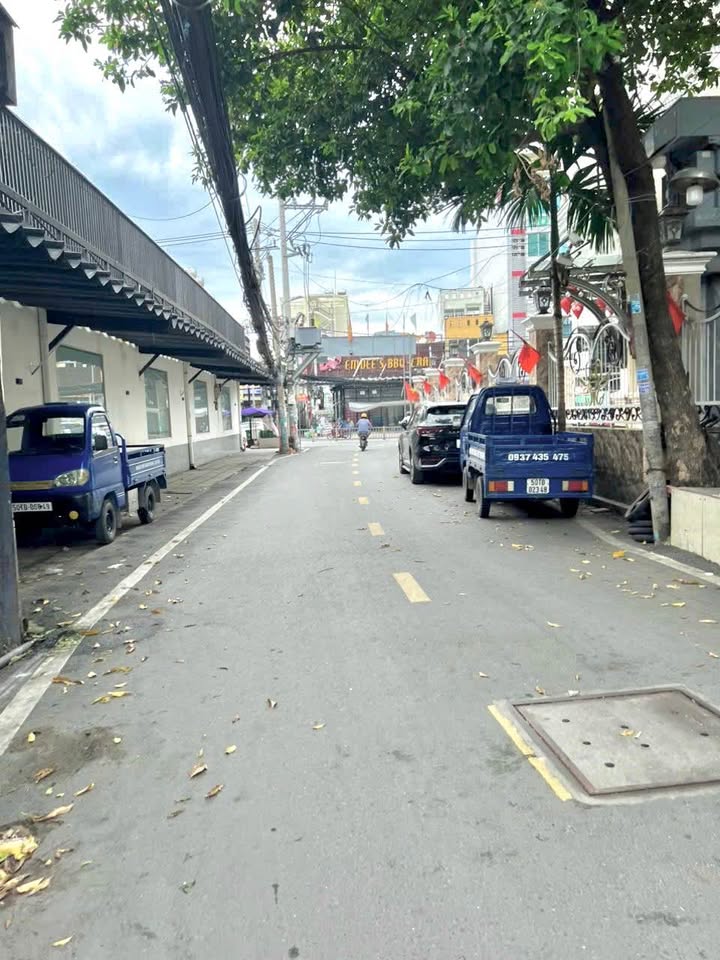 Nhà đẹp hẻm xe hơi 142 Nguyễn Thị Thập, Q7 - Thiết kế hiện đại, chỉ 8 tỷ!