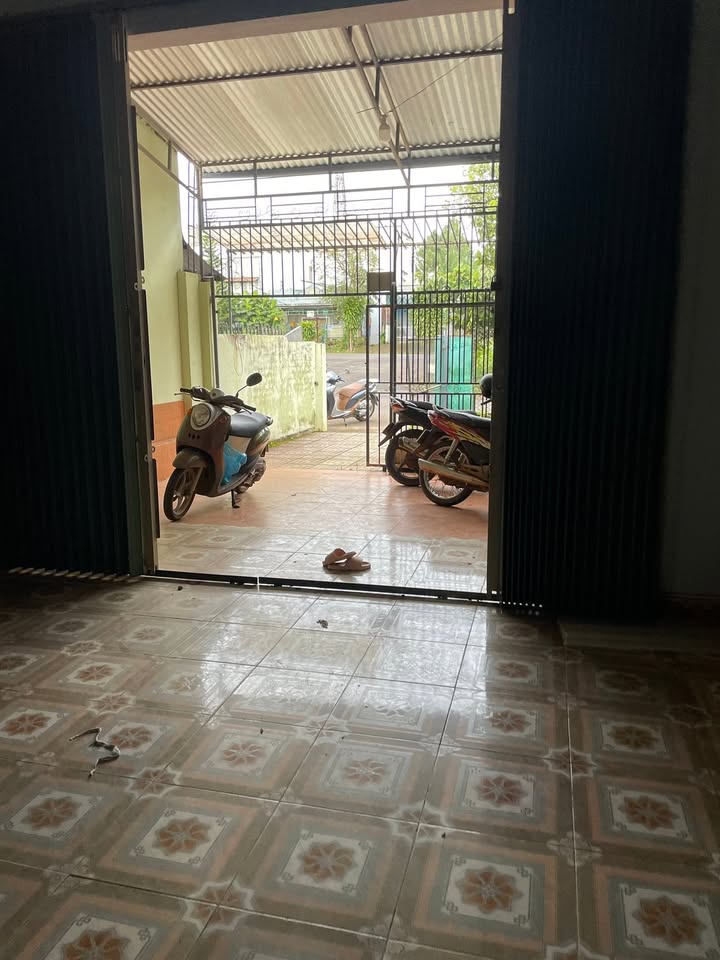 Nhà nguyên căn Bảo Lộc 120m² giá 4.5 triệu - Thuận tiện sinh hoạt!