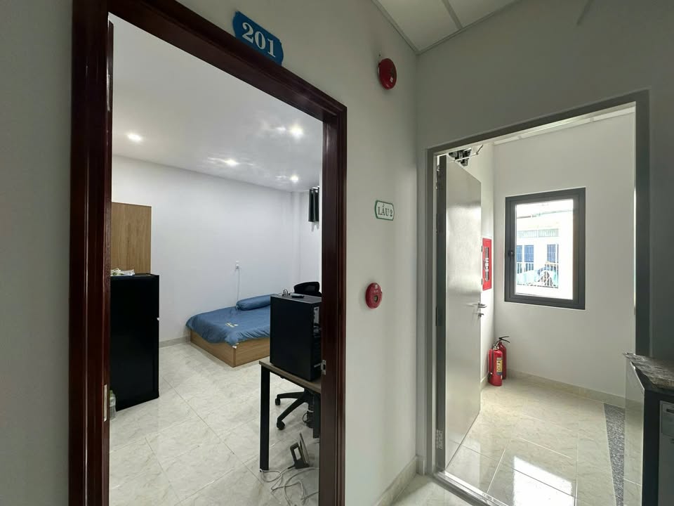 Phòng Studio ban công cho thuê tại Âu Cơ - Lạc Long Quân - Thoải mái giờ giấc!