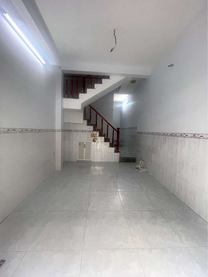 Nhà nguyên căn Gò Vấp 32m² giá 7,8 triệu - Phù hợp cho gia đình hoặc nhóm bạn!