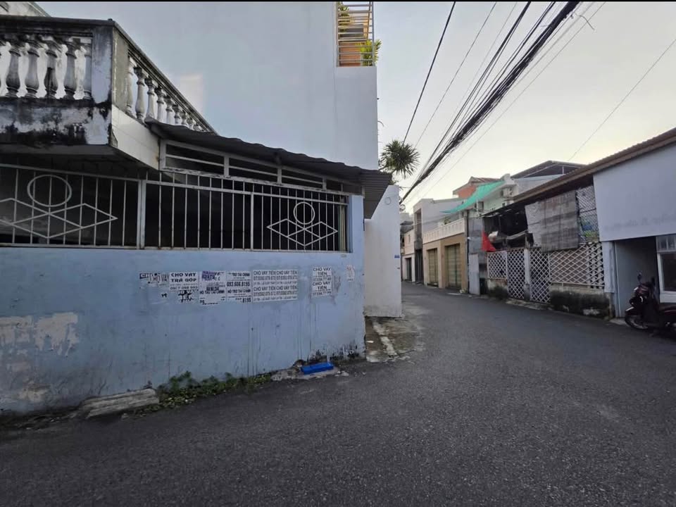 Nhà Căn Góc 100m² Trương Công Định 7.5 Tỷ - Hẻm Ô Tô Tránh Nhau