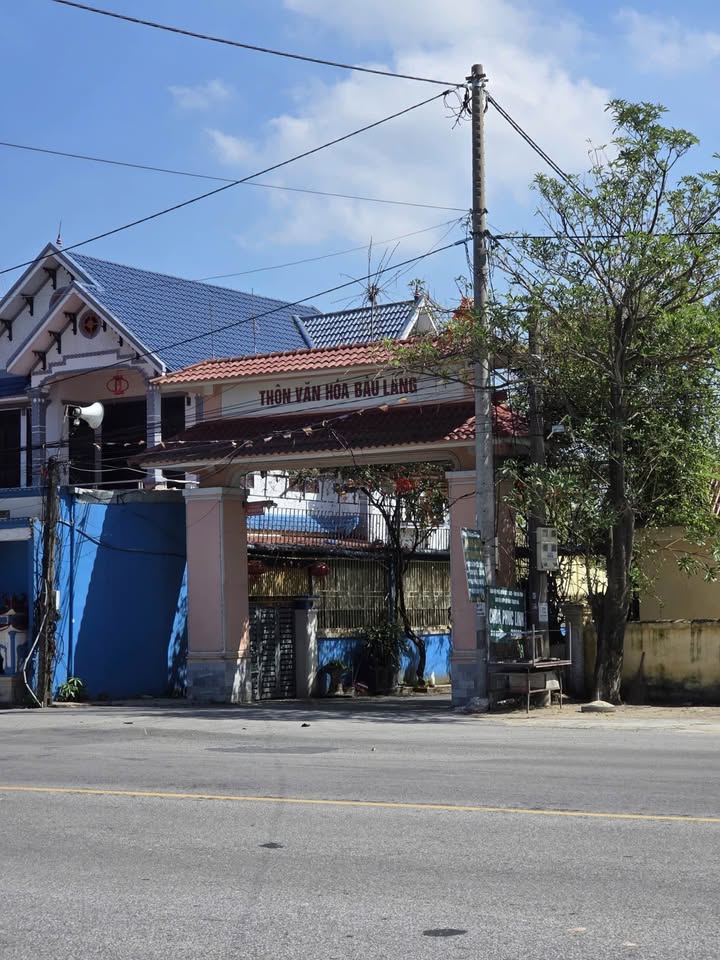 Đất Thôn Bàu Láng Xã Thạch Đài 400m² giá 2 tỷ - Cơ hội đầu tư tuyệt vời!