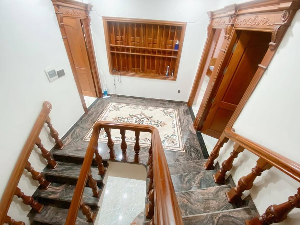 Biệt thự Gò Dưa, Tam Bình, Thủ Đức 210m² giá 35 tỷ - Tặng full nội thất cao cấp!