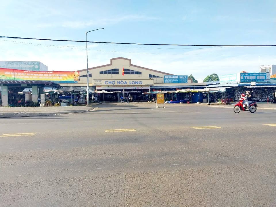 Đất mặt tiền Hương Lộ 2, Hòa Long, 300m² giá 7 tỷ - Cơ hội đầu tư tuyệt vời!