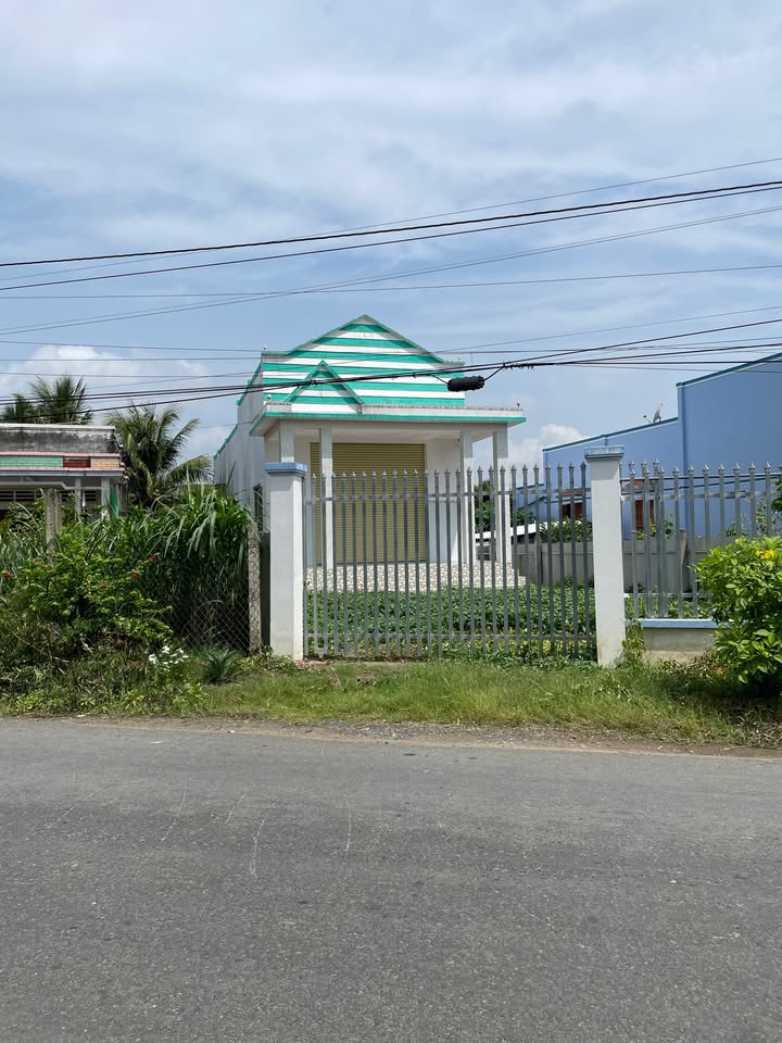 Đất nền và nhà 128.2m² tại Ấp Thới An A - Giá 2.3 tỷ - Kinh doanh thuận lợi!