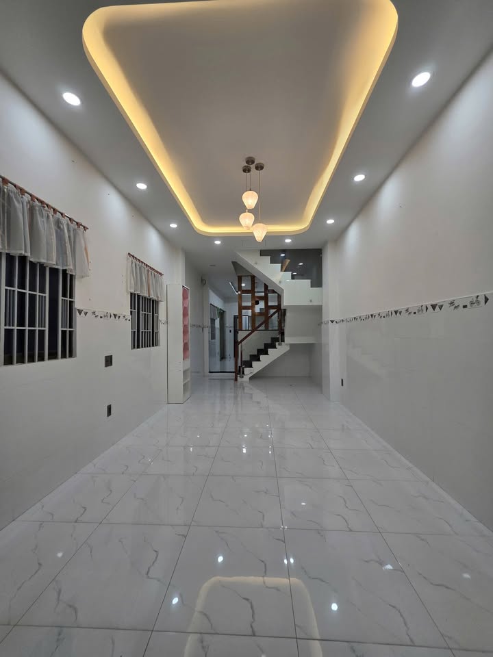 Nhà cho thuê đường Nguyễn Hồng Đào, Tân Bình 60m² giá chỉ 15 triệu - Phù hợp với gia đình lớn!