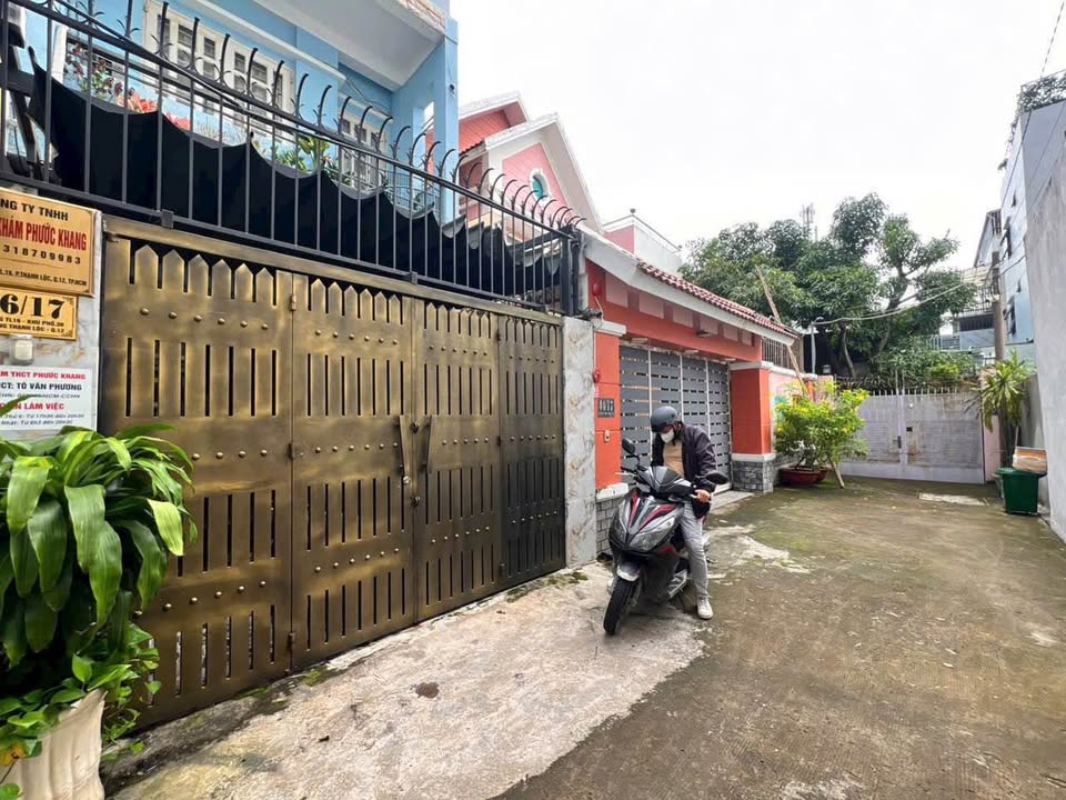 Biệt thự mini Thạnh Lộc 16, An Phú Đông 120m² giá 7.9 tỷ - Đường xe ô tô tận cửa!