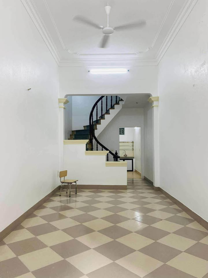 Nhà 2 tầng tại Ngõ đường Bái, Nam Định - Giá chỉ 1.39 tỷ - Cơ hội không thể bỏ lỡ!