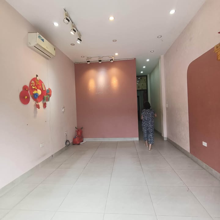 Nhà cho thuê phường Quang Hanh, Cẩm Phả 2PN giá 3 triệu - Thích hợp mở spa, làm đẹp!