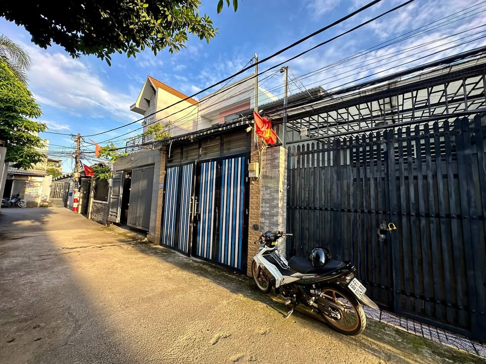 Đất nền 80m² Quốc lộ 13 Thủ Đức giá 6.5 tỷ - Tặng nhà đẹp chính chủ!