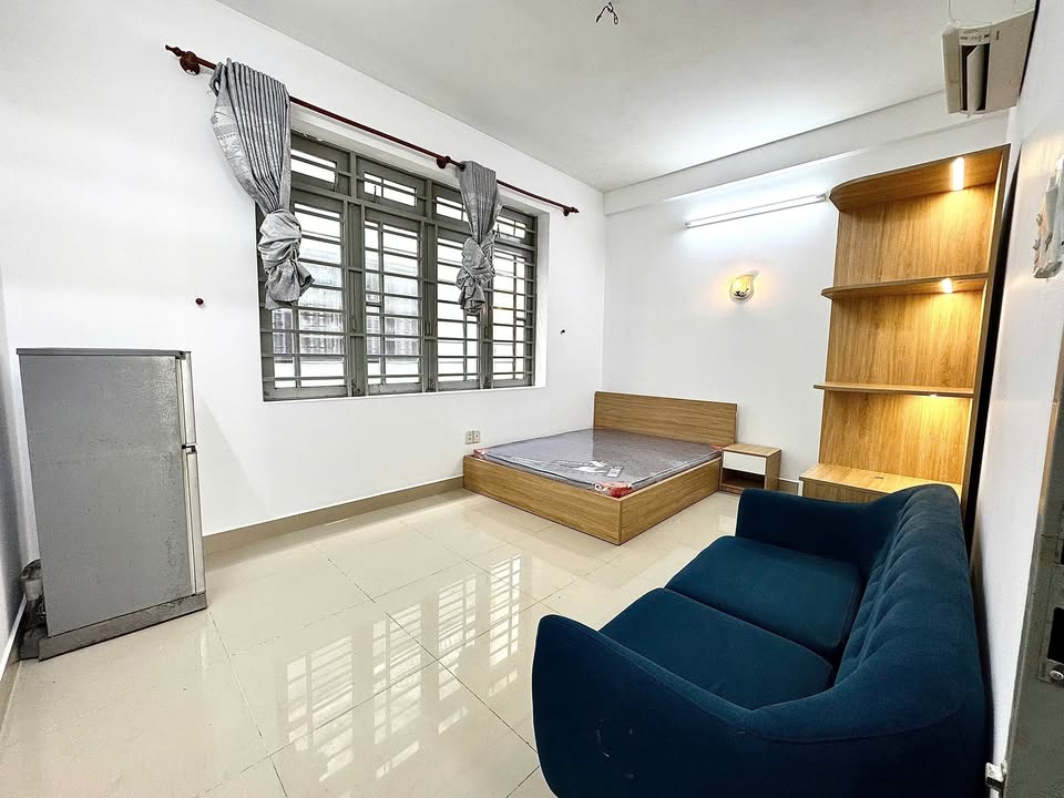 Studio cho thuê Cách Mạng Tháng Tám Q3 - Nội thất đầy đủ, máy giặt riêng!