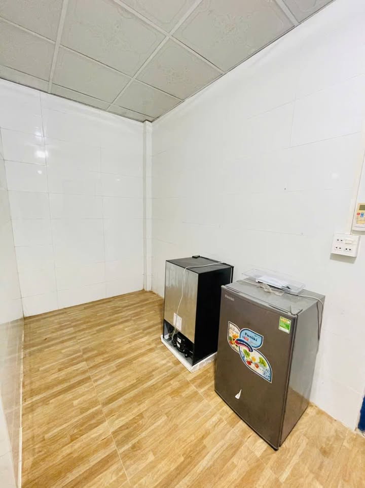 Cho thuê phòng trọ hẻm Trần Nam Phú, Ninh Kiều - Giá chỉ 2 triệu/tháng!