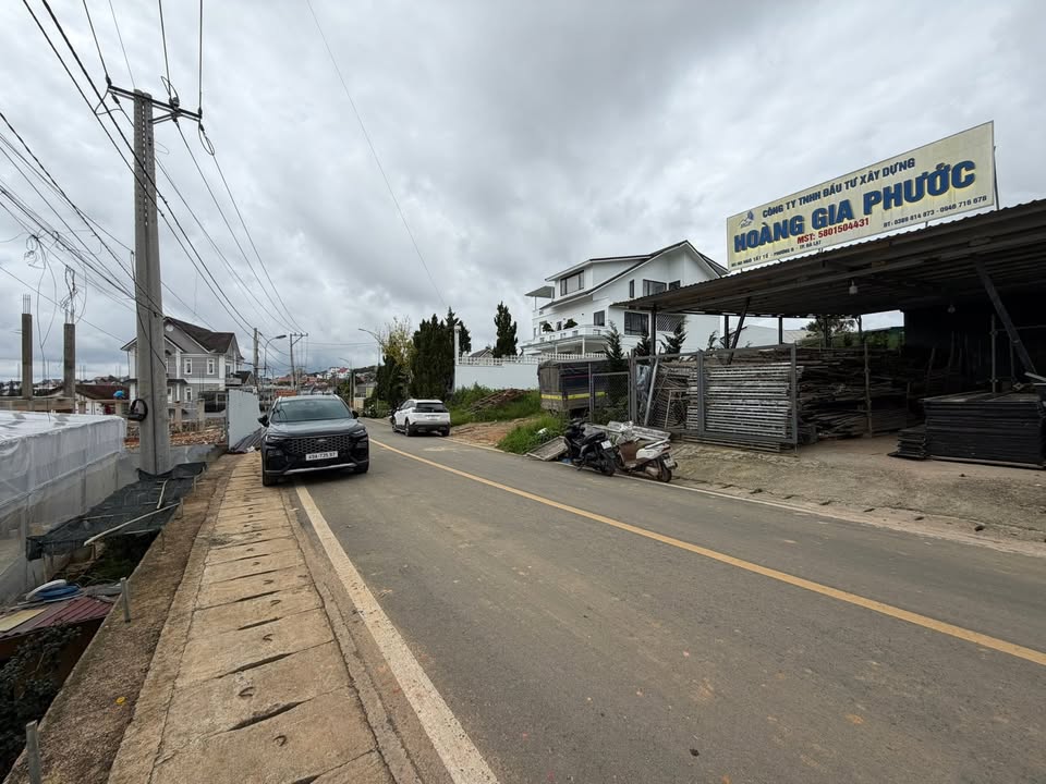 FrontHouse Đà Lạt 388m² giá 21 tỷ - Sẵn hợp đồng thuê 17 triệu/tháng!