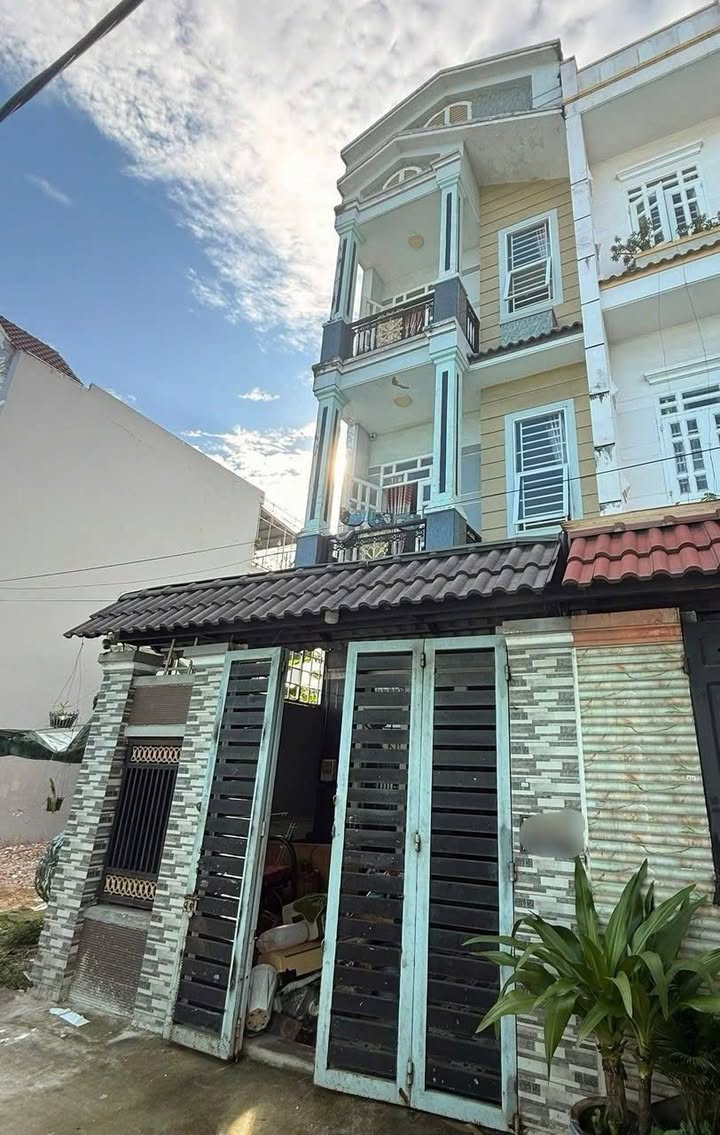 Nhà cho thuê hẻm xe hơi Tỉnh Lộ 10, Tân Tạo A, 69m² - Giá chỉ 8 triệu/tháng!