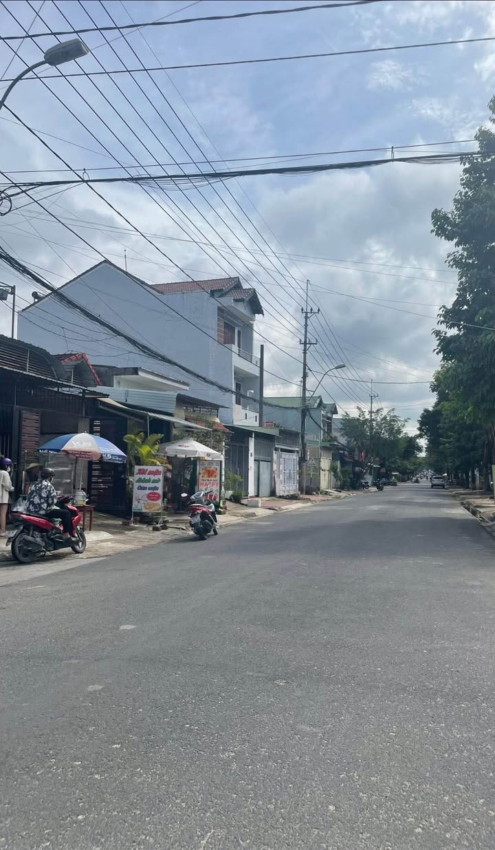 Đất nền đường Nguyễn Sinh Sắc, Phường Quang Trung, Kon Tum 175m² - Vị trí đắc địa kinh doanh!