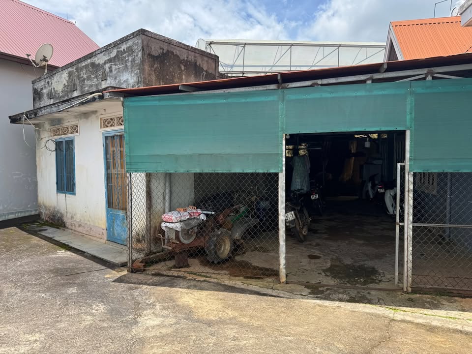 Nhà đất 150m² Phường Xuân Trường Đà Lạt chỉ 2.1 tỷ - Đầu tư sinh lời tuyệt vời!