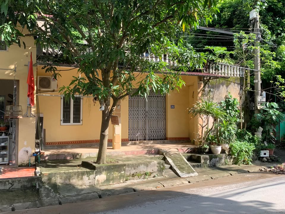 Nhà cấp 4 cho thuê tại 202 Nhị Thanh, 1 phòng ngủ, giá thỏa thuận - Đầy đủ tiện nghi!