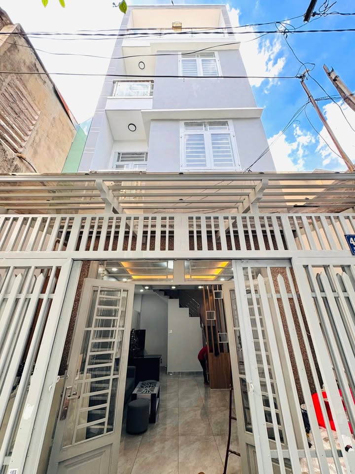 Nhà phố Tân Phú 36m² giá 4.87 tỷ - Đẹp lung linh, chính chủ!